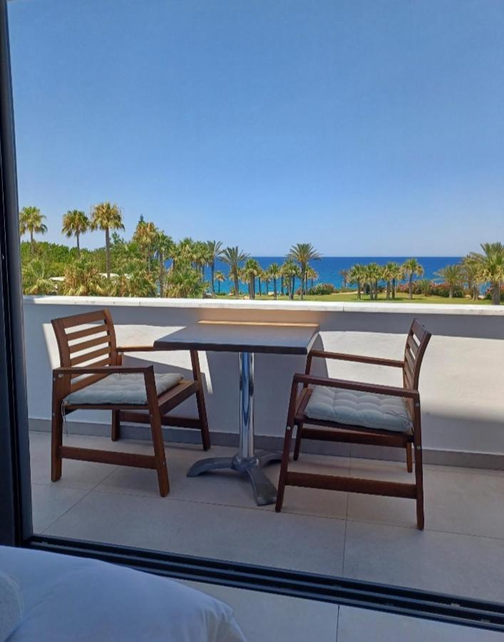 Terrazza Suites Пафос Экстерьер фото