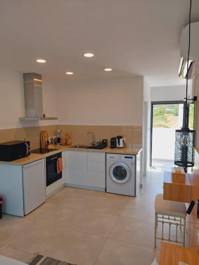 Terrazza Suites Пафос Экстерьер фото